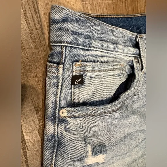 KanCan Women's Distressed Ankle Jeans in Light Blue - Picture 5 of 6